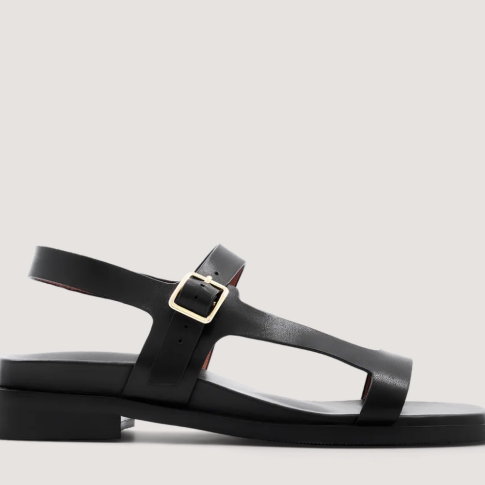 Wanted: Bared Kioea 38 in Black Leather or tan